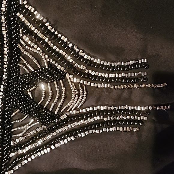 Black size 8 sheath intricate beaded dress. In prestine condition. NWT - Picture 11 of 13